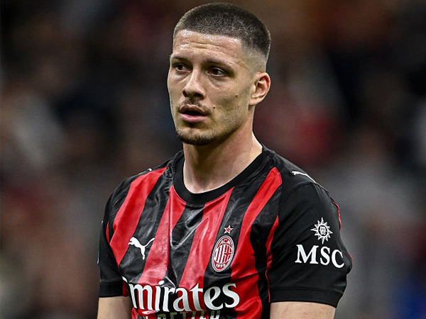 Tolak Real Oviedo, Luka Jovic Ingin Gabung AEK Athens
